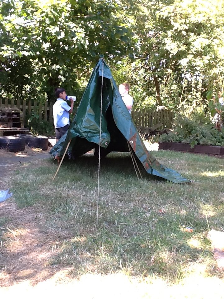 Building Dens with Dr Fishwick